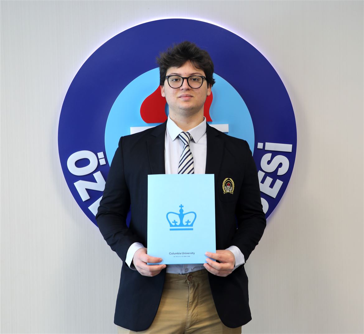 Özel Ege Lisesi Öğrencisine Columbia Üniversitesin