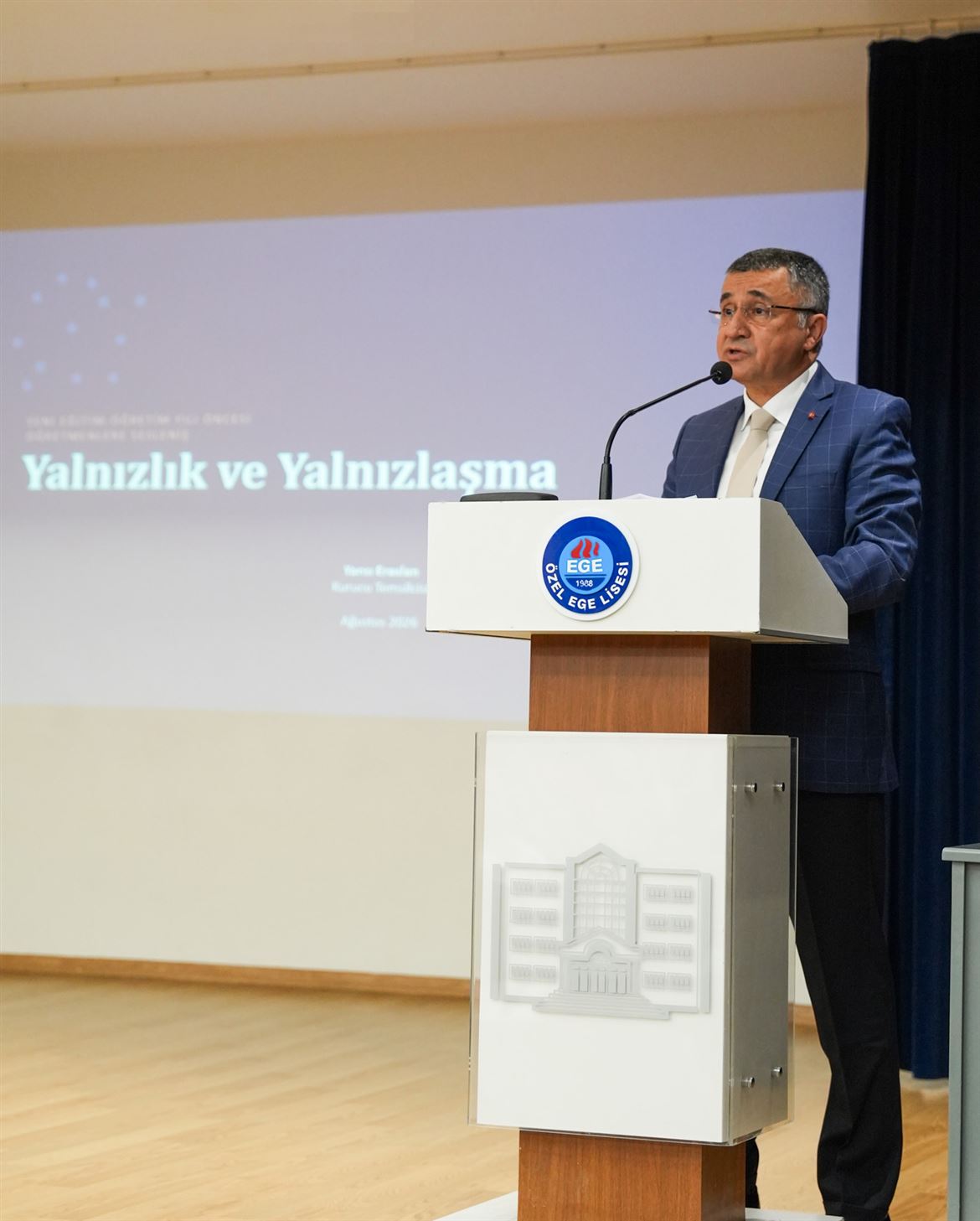 Kurucu Temsilcisi Yansı Eraslan Öğretmenlere Sesle