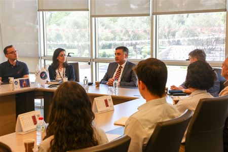 Kurucu Temsilcisi Yansı Eraslan'ın Salon Dersi